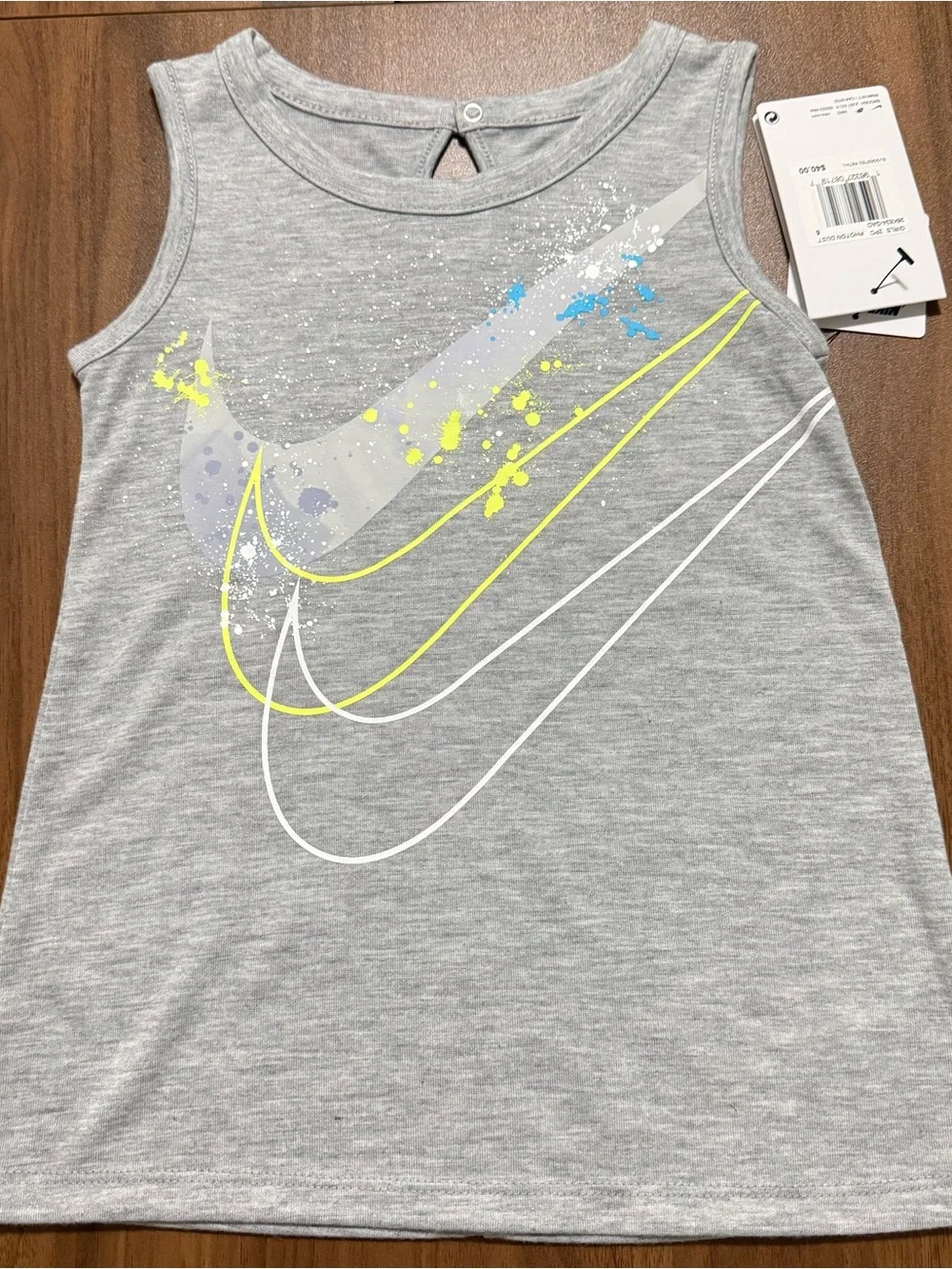 Nike Girls Grey Tank & Tie-Dye Shorts Set Size 5 NWT - Picture 2 of 8